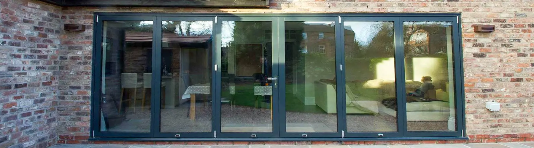Centor aluminium bifolds, Manchester