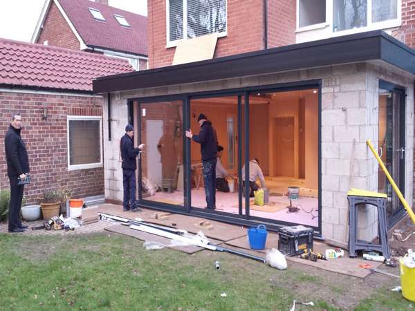 Installtion Woolton Liverpool of our New Allstyle simline Aluminium sliding doors. The slim profile Aluminium doors come in a standard range of RAL Colours 7016 grey , Black or white, with an option to be bespokely Polyester powder caoted to Ral Clour of